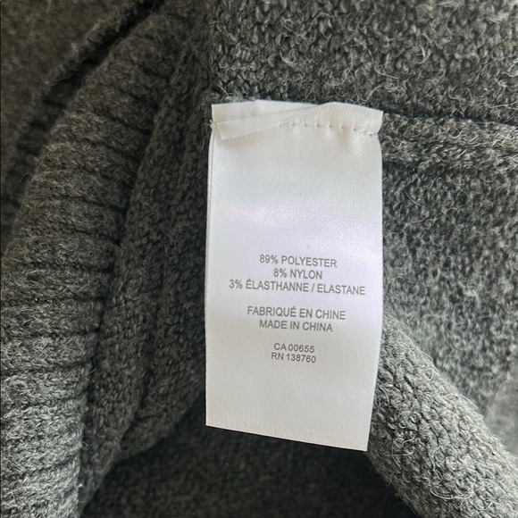 Embellished Women's Sweater - Picture 8 of 8